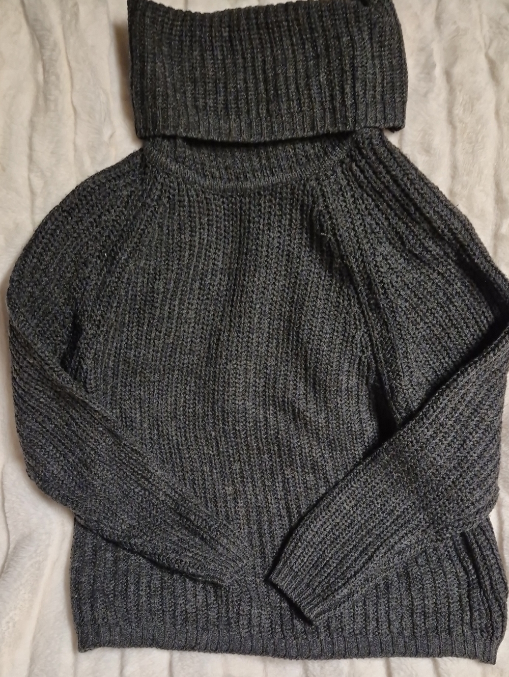 PAPAYA Women's Dark Gray Turtleneck Ribbed Sweater